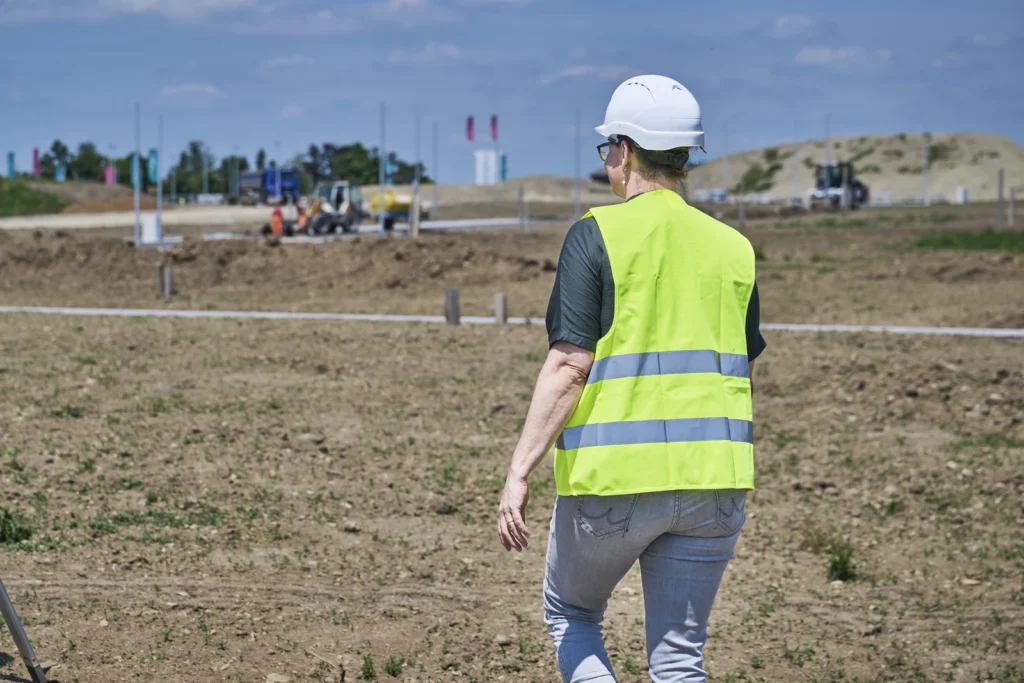 kontakt-ansprechpartner-die-steg-baulandentwicklung-baugebiet-OLE_7808-0359